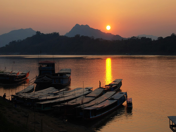 去老挝旅游的五大理由