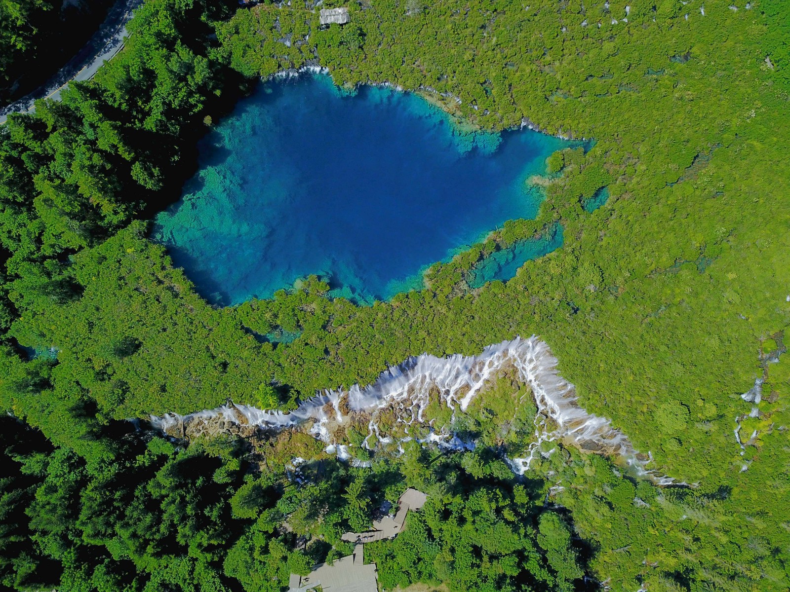 爆发,这场来自宇宙的特效值得给101分!,四川旅
