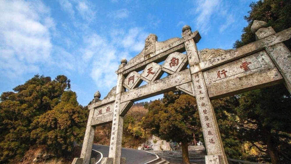 南岳衡山最佳旅游景点推荐,附1日,2日游线路方案