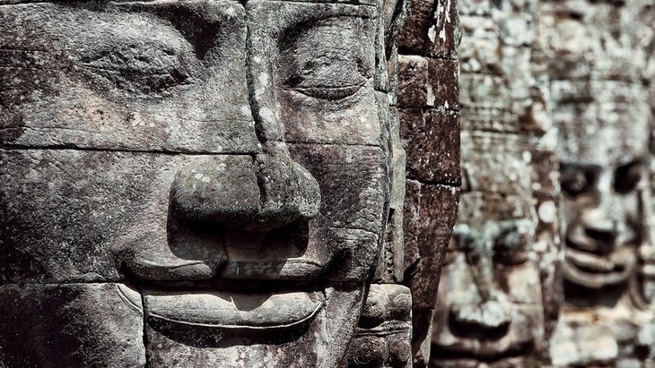 巴戎寺旅游之今天你笑了嘛？来自于高棉微笑的拷问！