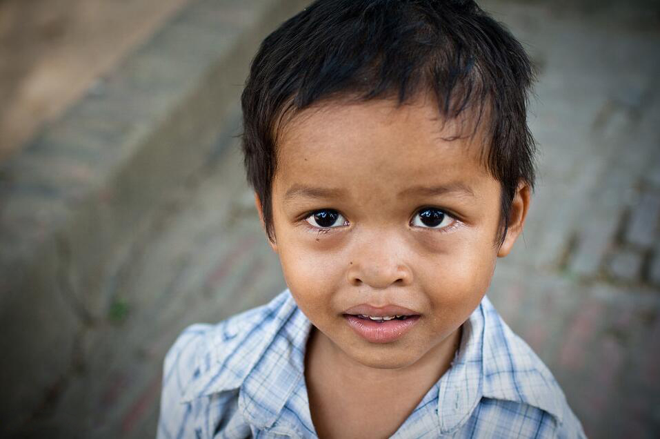 柬埔寨小孩.jpg