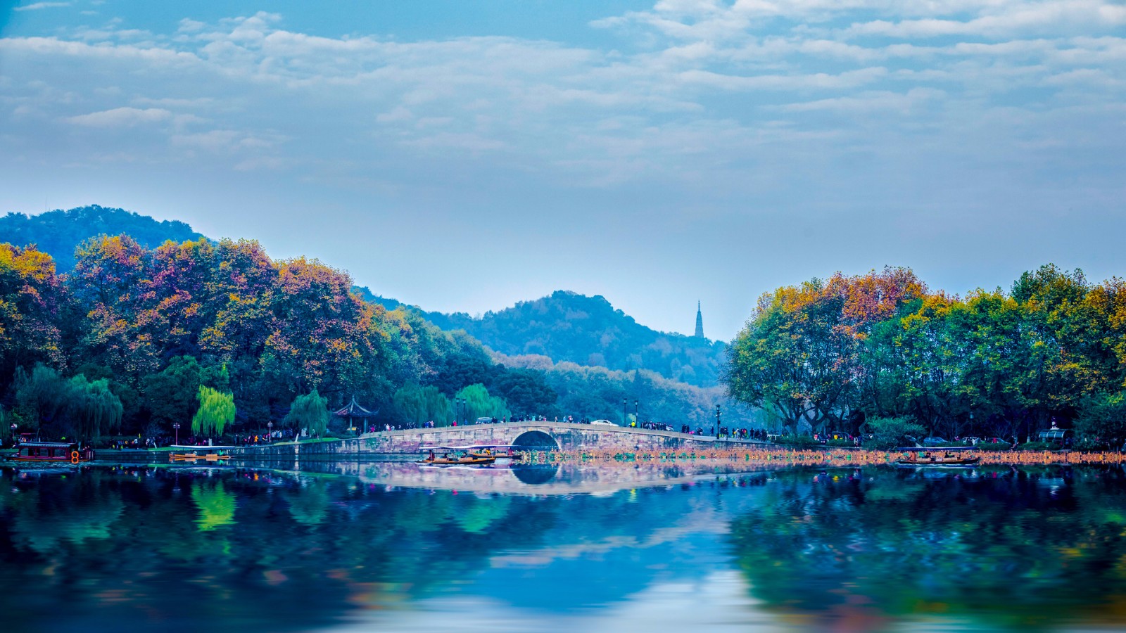 杭州西湖秋景图片