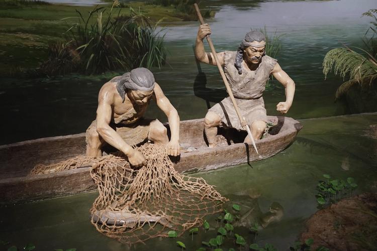 时代马家浜文化的发祥地,距今7000年前这里就有先民从事农牧渔猎活动