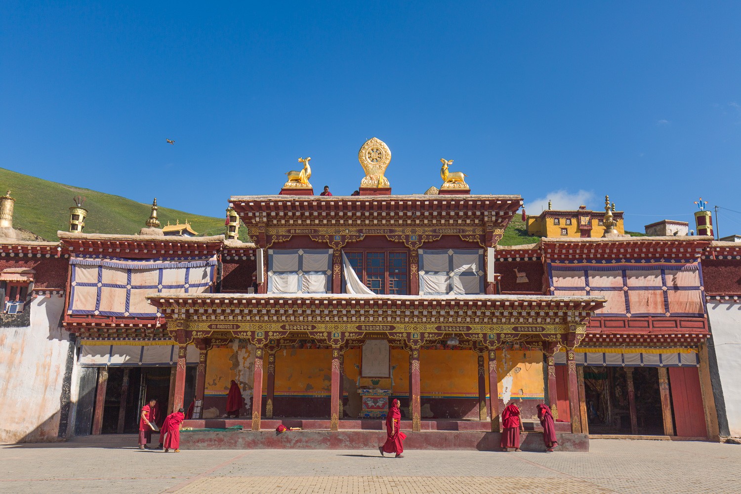 藏传佛教图片唯美寺院图片