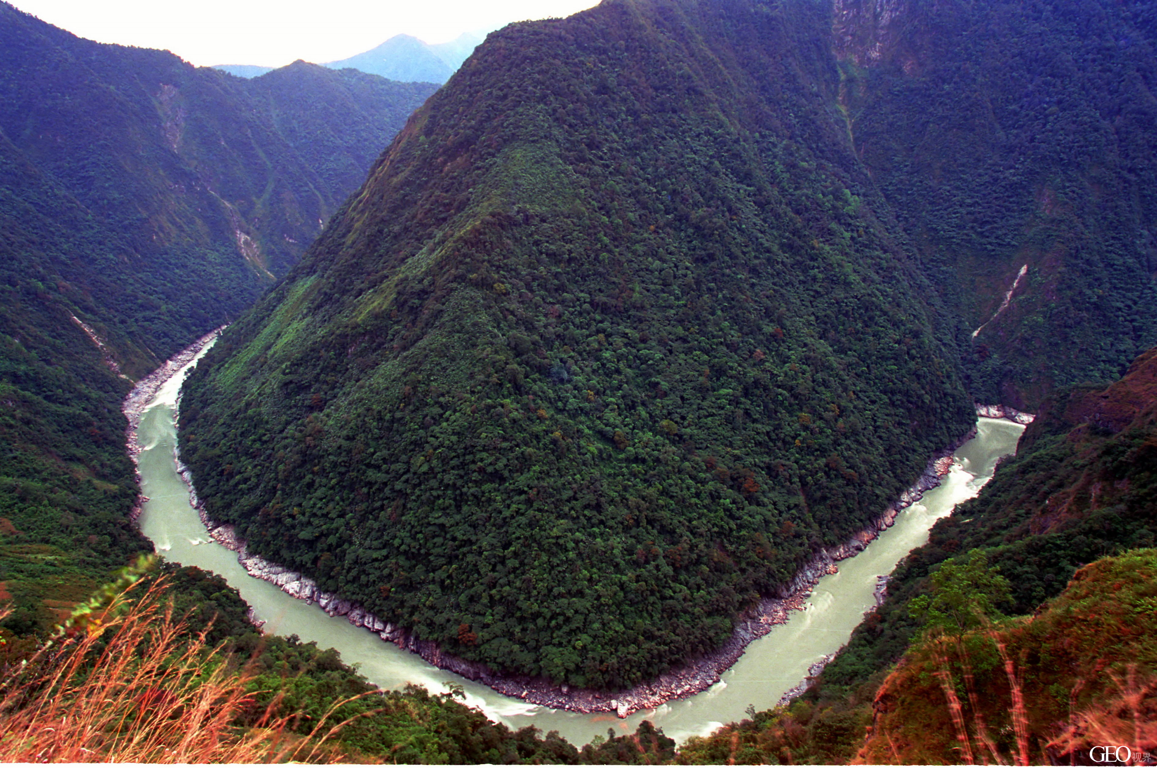 赞雅鲁藏布江大峡谷图片